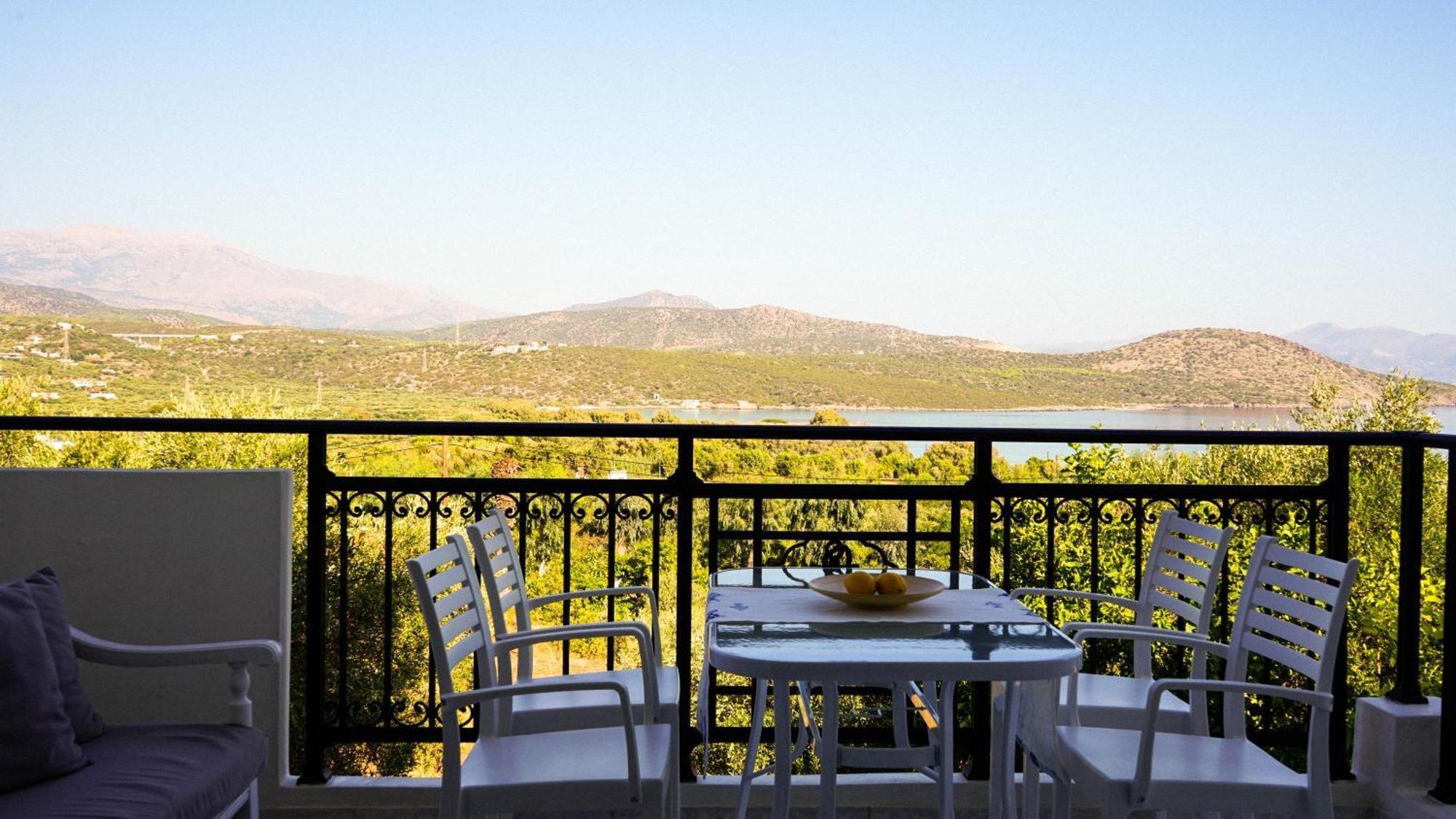 Urban Blue House Apartment Agios Nikolaos